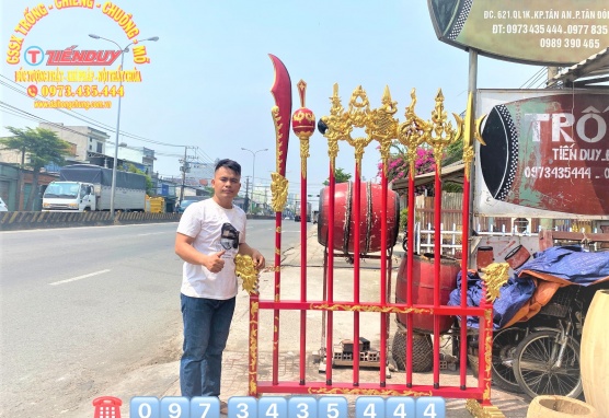 BÁN BÁT BỬU CHẤP KÍCH BINH KHÍ