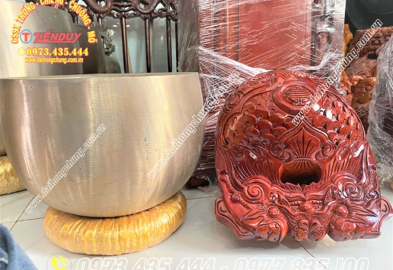 BÁN CHUÔNG MÕ HUẾ 6 TAY