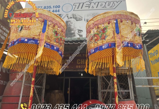 BÁN TÀN LỌNG THỜ MÀU VÀNG