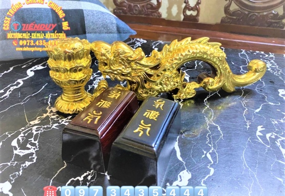 BÁN THỦ LƯ THỦ XÍCH