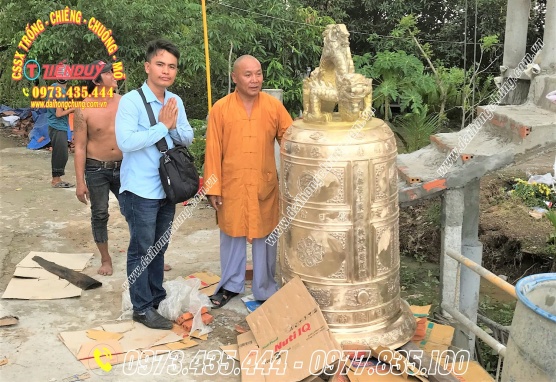 ĐÚC CHUÔNG HUẾ 500KG