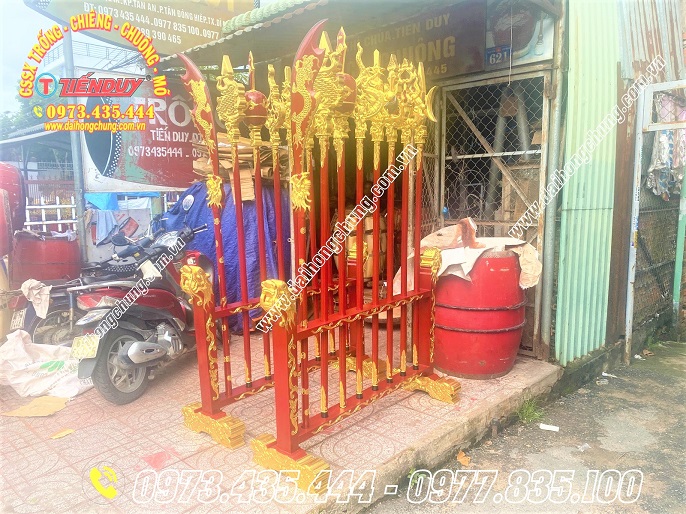 bán chấp kích binh khí đao bằng gỗ