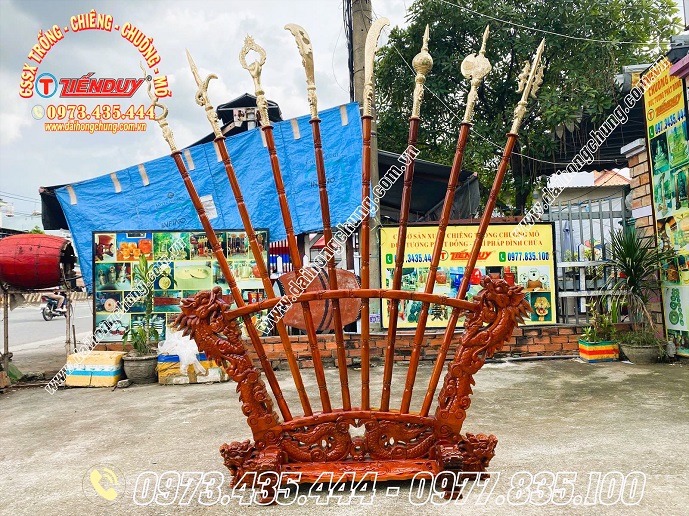 bán bát bửu binh khí