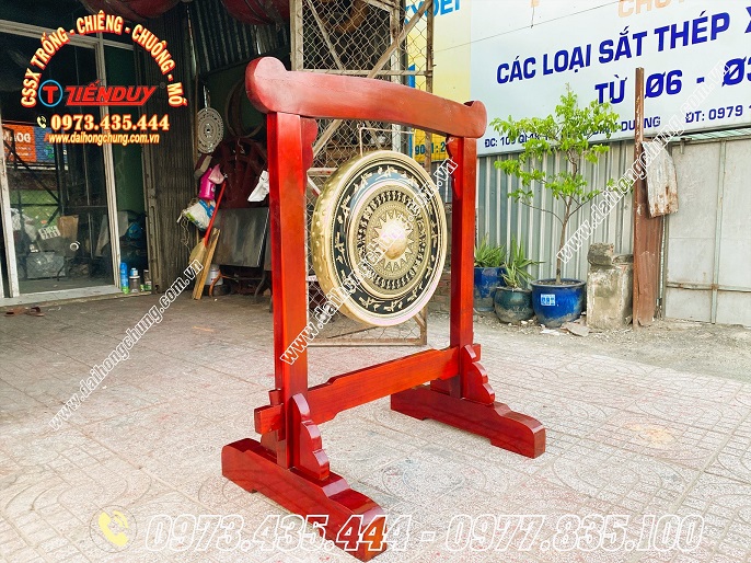 mua chieng 60cm hoa van trong dong