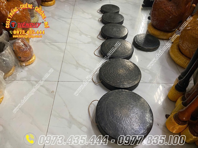 sản xuất cồng chiêng dân tộc