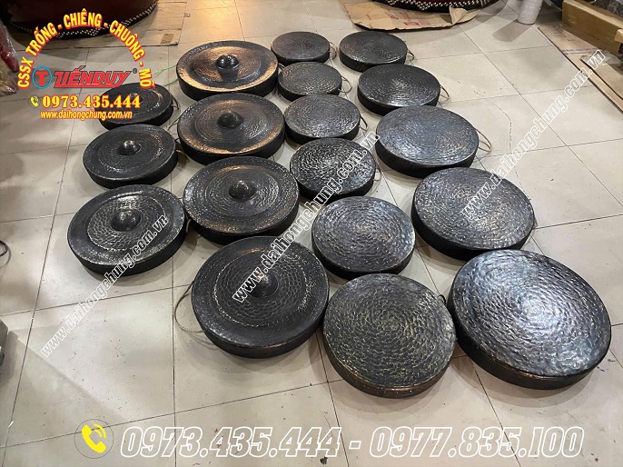 cơ sở sản xuất cồng chiêng dân tộc