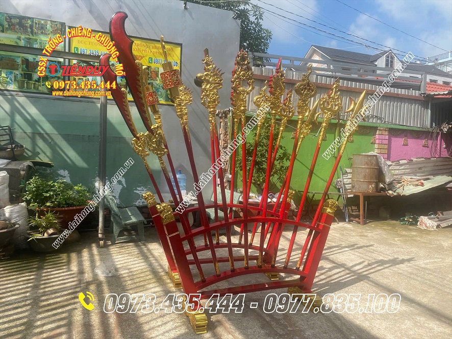 mua bát bửu chấp kích