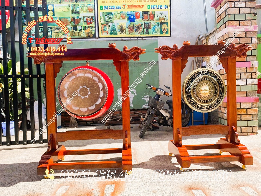 bán chiêng trống đình chùa