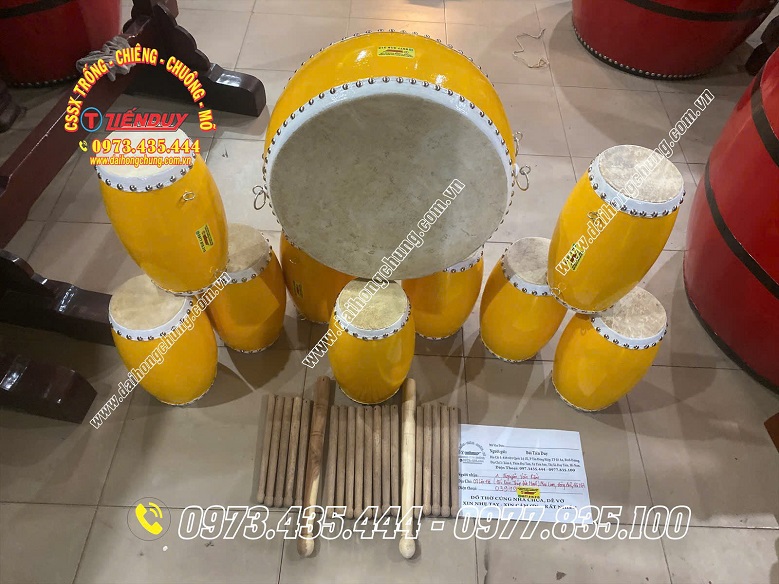 cửa hàng bán trống lưng